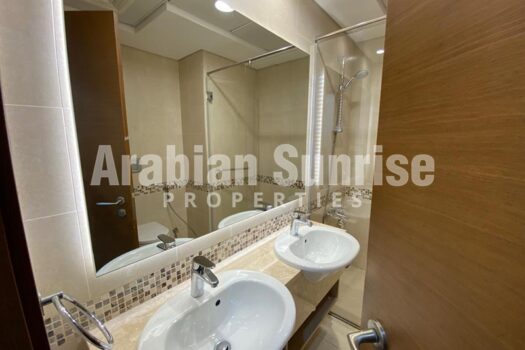 Vacant Apt with Golf + Pool View