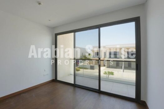 Full Golf View | Corner Villa