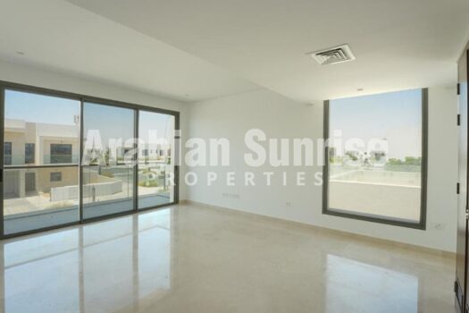 Full Golf View | Corner Villa
