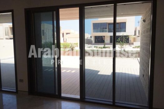 Luxurious Stand Alone Villa with Rental back
