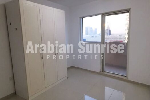 Vacant |High Floor Apt with Huge Layout |Sea Views