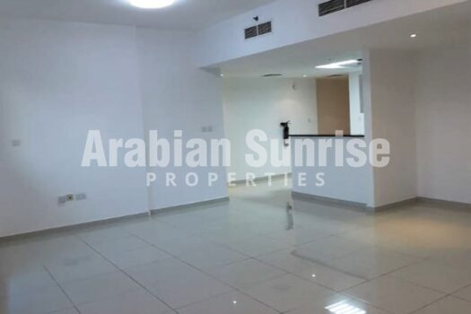 Vacant |High Floor Apt with Huge Layout |Sea Views
