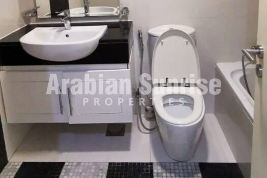 Vacant |High Floor Apt with Huge Layout |Sea Views