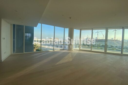 Full Sea View Apt | Direct beach Access