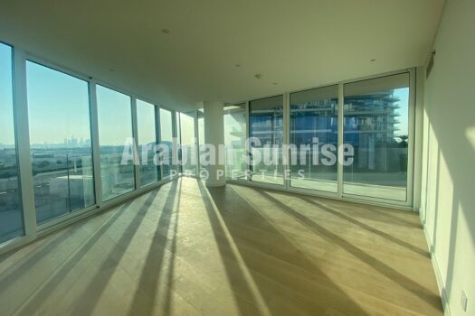 Full Sea View Apt | Direct beach Access
