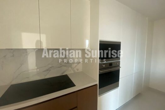 Full Sea View Apt | Direct beach Access
