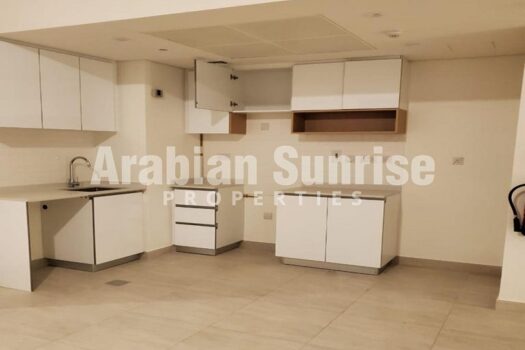 High Floor Apt with 2 Balconies | Great Investment