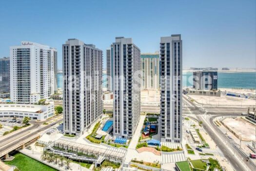 High Floor Apt with 2 Balconies | Great Investment