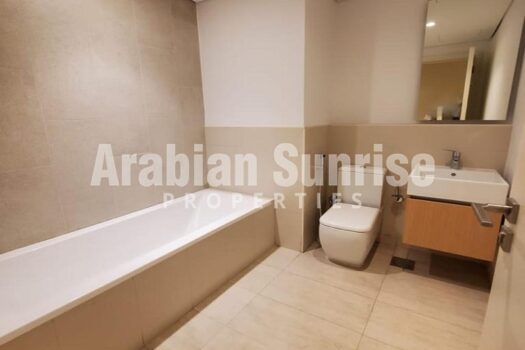 High Floor Apt with 2 Balconies | Great Investment