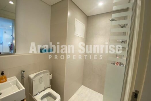 High Floor Apt with 2 Balconies | Great Investment