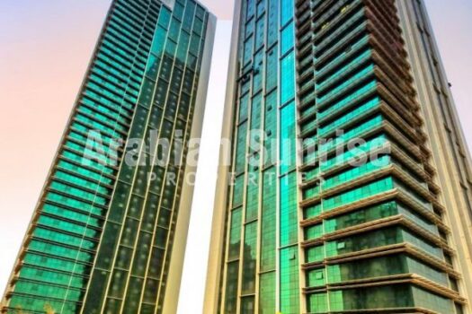 Vacant 3+ maids BR Apt on high floor with Balcony