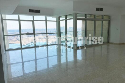 Vacant 3+ maids BR Apt on high floor with Balcony