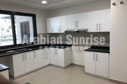 Luxurious Unit | Spacious Layout | Prime Location
