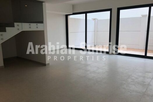 Luxurious Unit | Spacious Layout | Prime Location