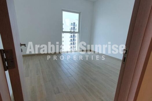 Vacant Soon | Mid Floor | Well Maintained Apt
