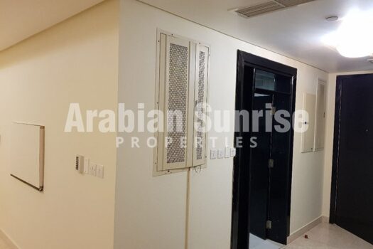 High Floor Apt with huge layout