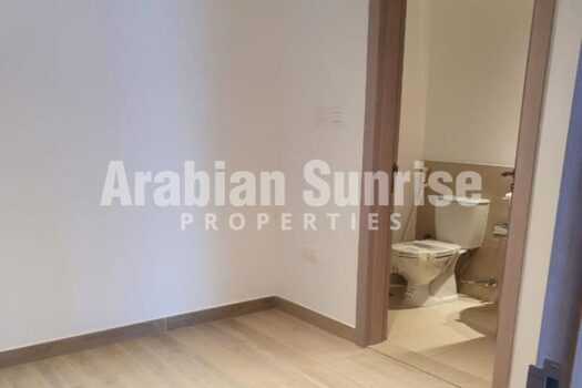 Vacant Soon | Mid Floor | Well Maintained Apt