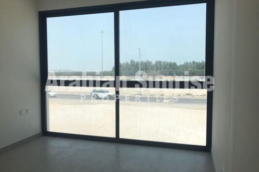 Corner 5+Maids Villa with Rental Back