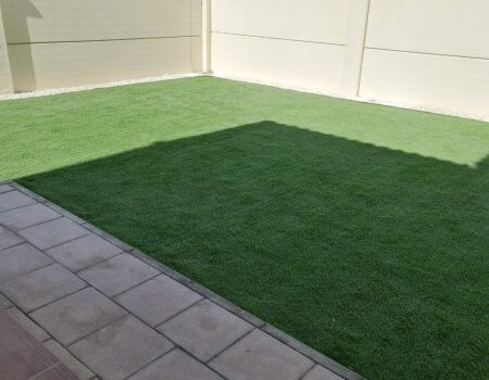 Vacant Villa with spacious layout + Private Garden