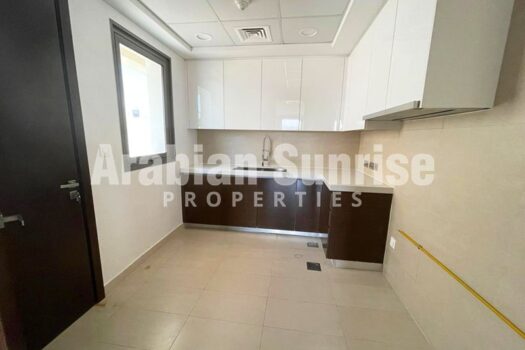 Full Golf Course View Villa in Excellent Location