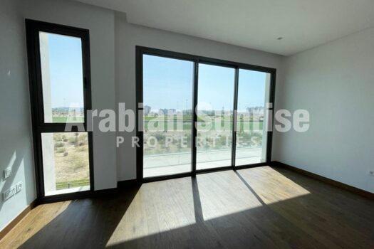 Full Golf Course View Villa in Excellent Location