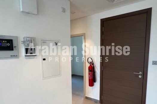 Ready to Move in | Single Row | Mid Unit