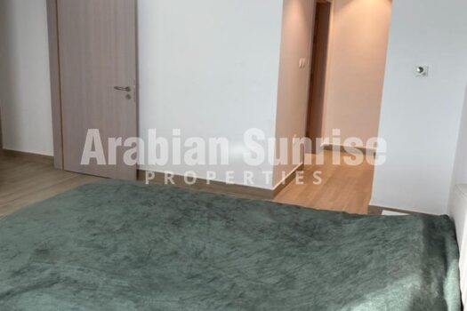 Mid Floor Apt for sale with rent refund