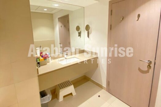 Mid Floor Apt for sale with rent refund