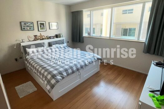 Move in on Transfer | Pool View | Corner Unit
