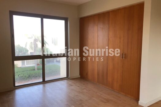 Ready to Move in 4+M BR Villa | Huge Layout