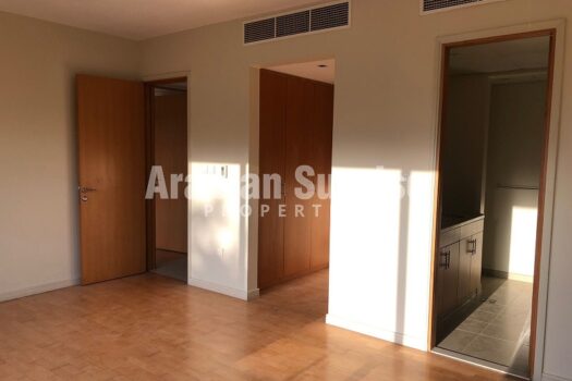 Ready to Move in 4+M BR Villa | Huge Layout