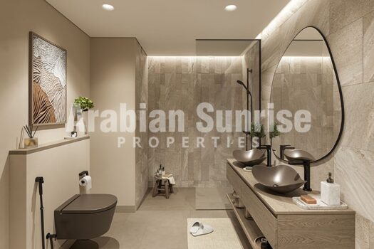 Corner 2+M Full Canal + Pool View
