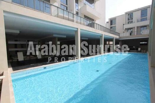High Floo Apt | Vacant on Transfer | Huge Apt