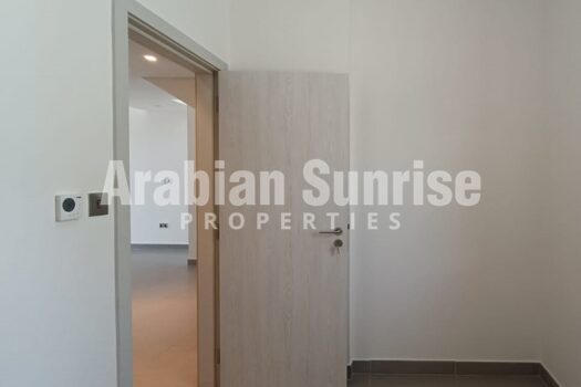 End Unit | 3+M BR | Handover Soon | Prime Location