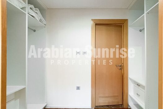 High Floor Apt with Rental Back | Beach access
