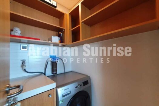 Full Sea View Apt on High Floor