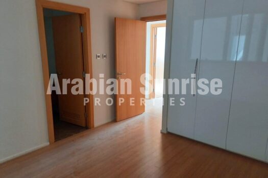 High Floor Sea View Apt | Huge Layout