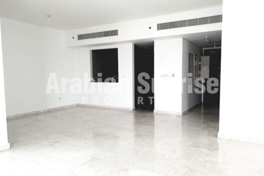 Apt with Huge Layout + Balcony | Rental Refund