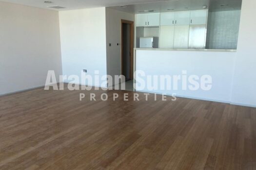 Mid Floor Canal View Apt | High ROI