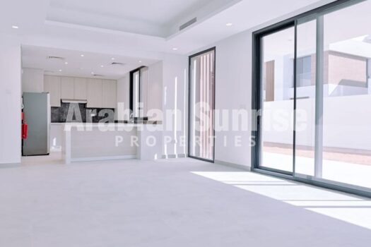 VACANT | Single Row Villa with Warm Finish