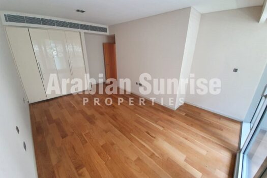 VACANT | Furnished | Private Pool | Huge Layout
