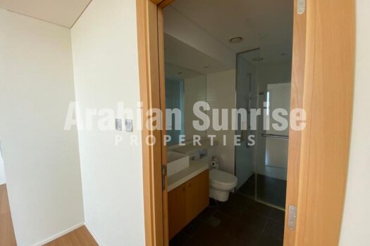 High Floor 3+M BR Apt with Sea View