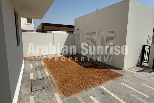 Single Row Villa | Mid Unit | Handover Soon
