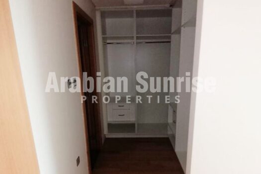 Great Investment | High Floor | Canal View