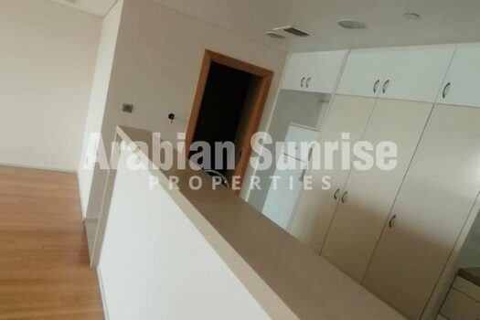 Great Investment | High Floor | Canal View