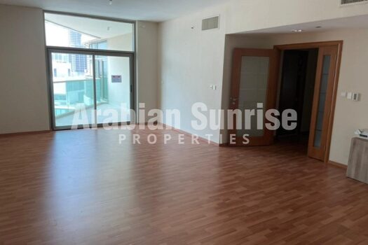 High Floor Apt with huge balcony