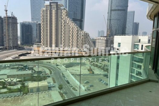 High Floor Apt with huge balcony