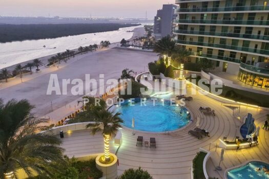 High Floor Apt with huge balcony