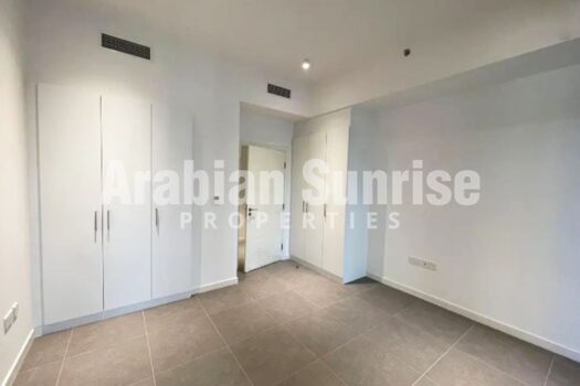 Ready to Move in 3+Maids with Huge Balcony