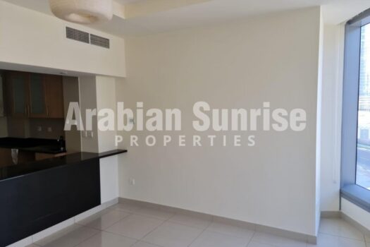 Vacant | Great Location| Full Facilities